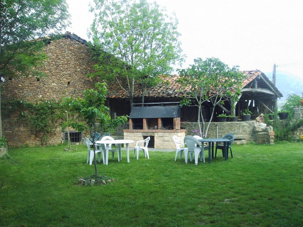 Casa Rural Josefina Aliezo Екстериор снимка